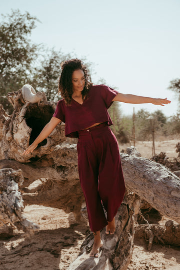 Amelia Italian Linen Co-ord Set – front Pants & Crop Top in natural linen, handmade in Dubai | Sustainably U