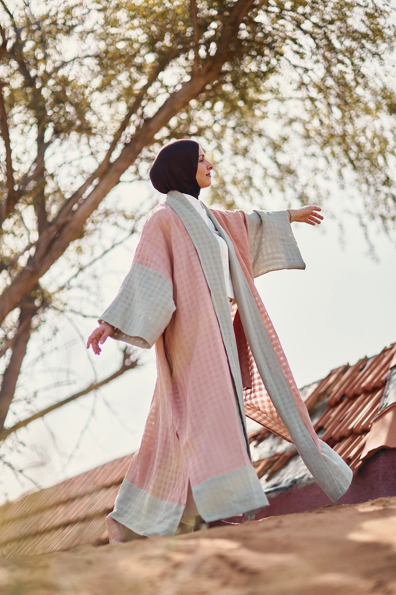 Anya Shawl Abaya in Dusty Pink Italian Linen, sustainable women's abaya handmade in Dubai | Sustainably U