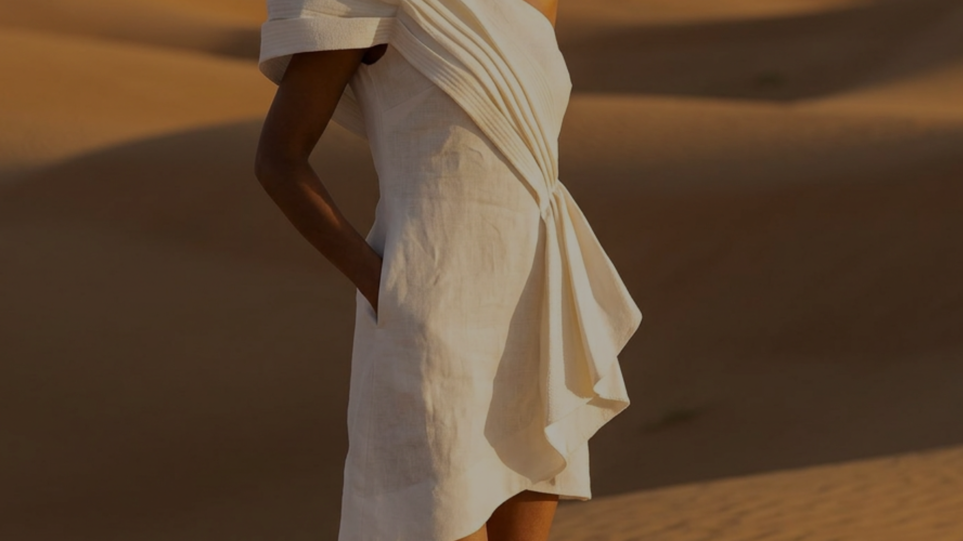 Custom linen Dress | sustainably u | made in Dubai