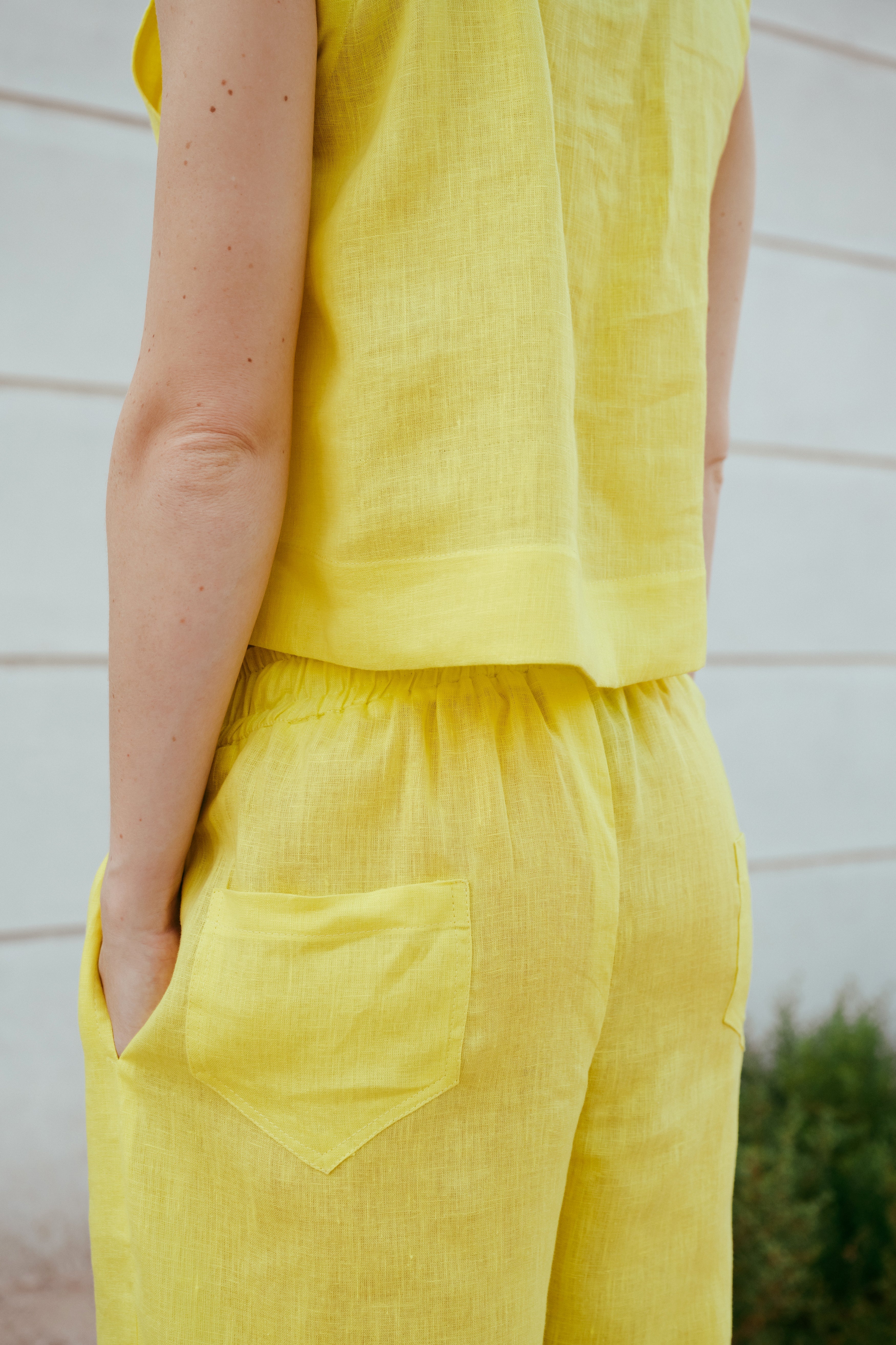 Dahlia Italian linen Pants. Designed and made in Dubai. Sustainably U. Sustainable Fashion. Slow fashion. Ethical brand