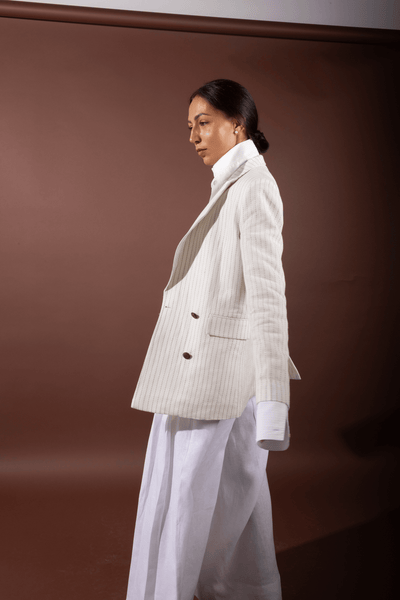 Kaia women's Linen Blazer By Sustainably U is custom made in  Dubai. Sustainable Fashion. Ethical Brand. slow Fashio
