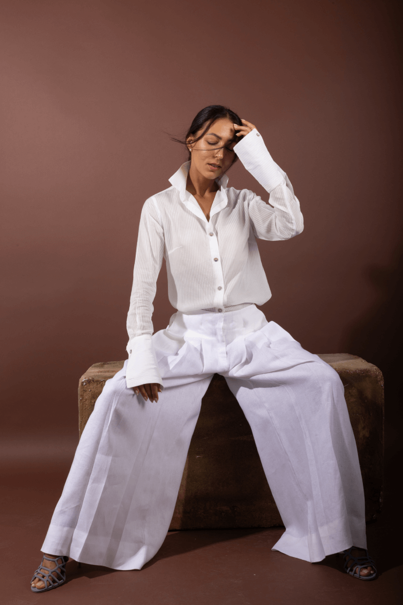 Kiana is the perfect 100% Irish linen pants to look and feel comfortably. Sustainable Fashion. Made in Dubai