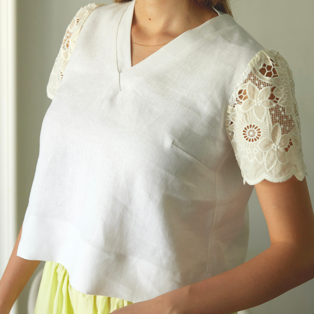 White blouse with lace sleeves. Slow fashion.sustainable fashion