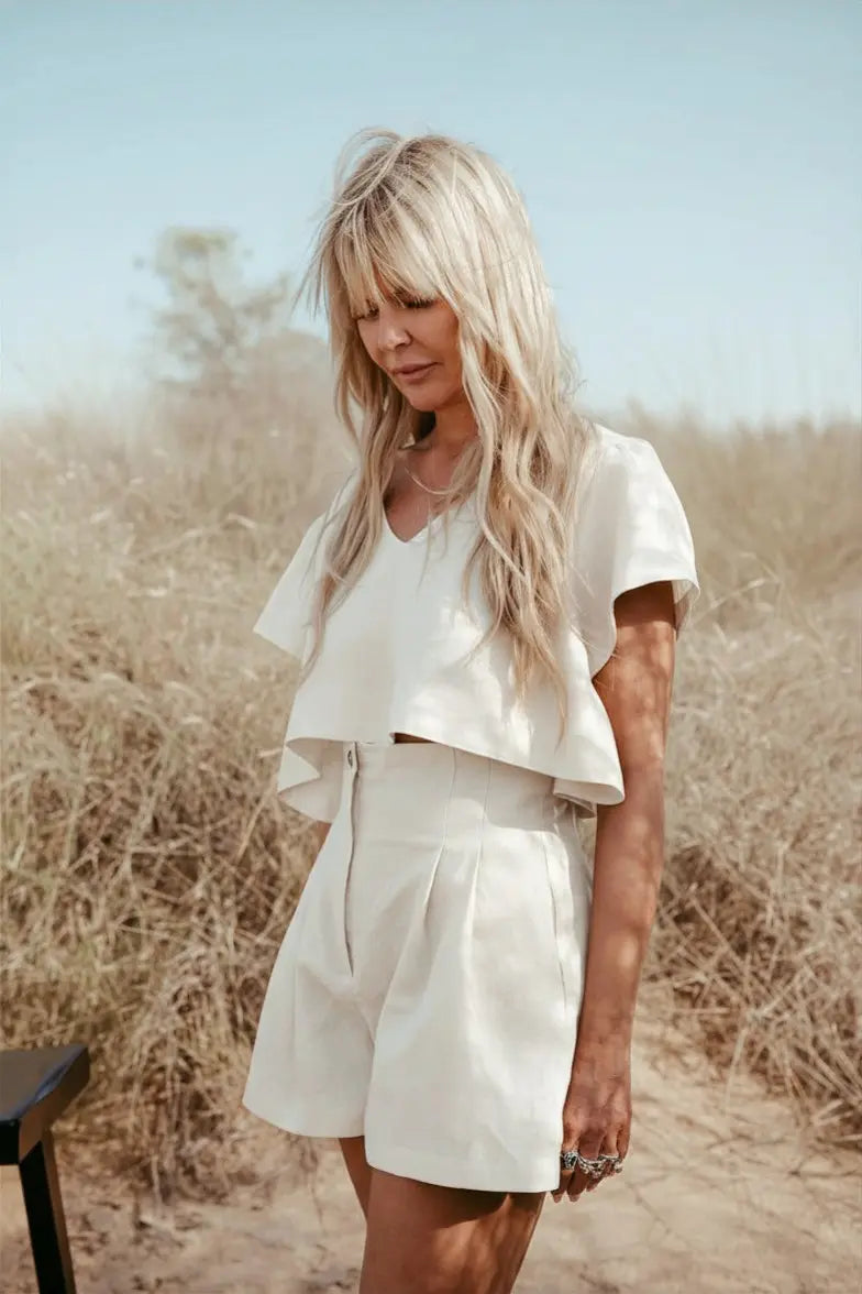 Pleated high-waisted Italian linen shorts set. Sustainably U