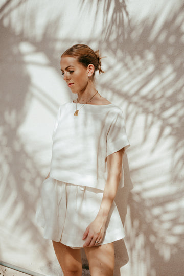 Ume Italian linen short set made in Dubai. Ethical fashion brands. A slow fashion luxury.