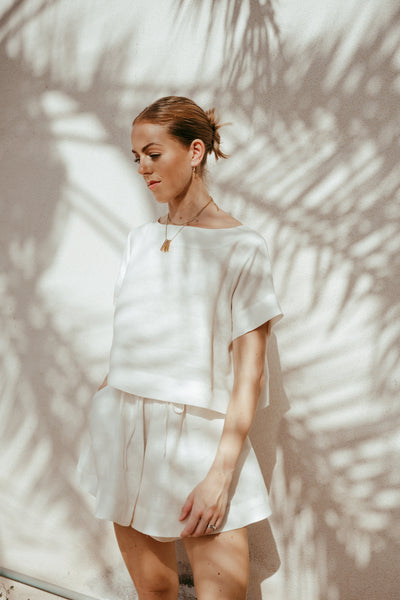 Ume Italian linen shorts set in off-white – Sustainably U