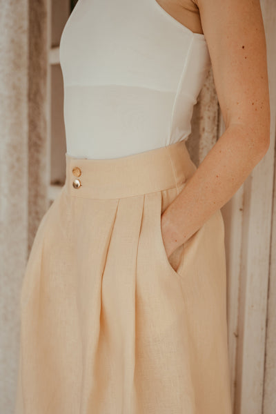 Poppy Italian linen palazzo pants side pocket detail