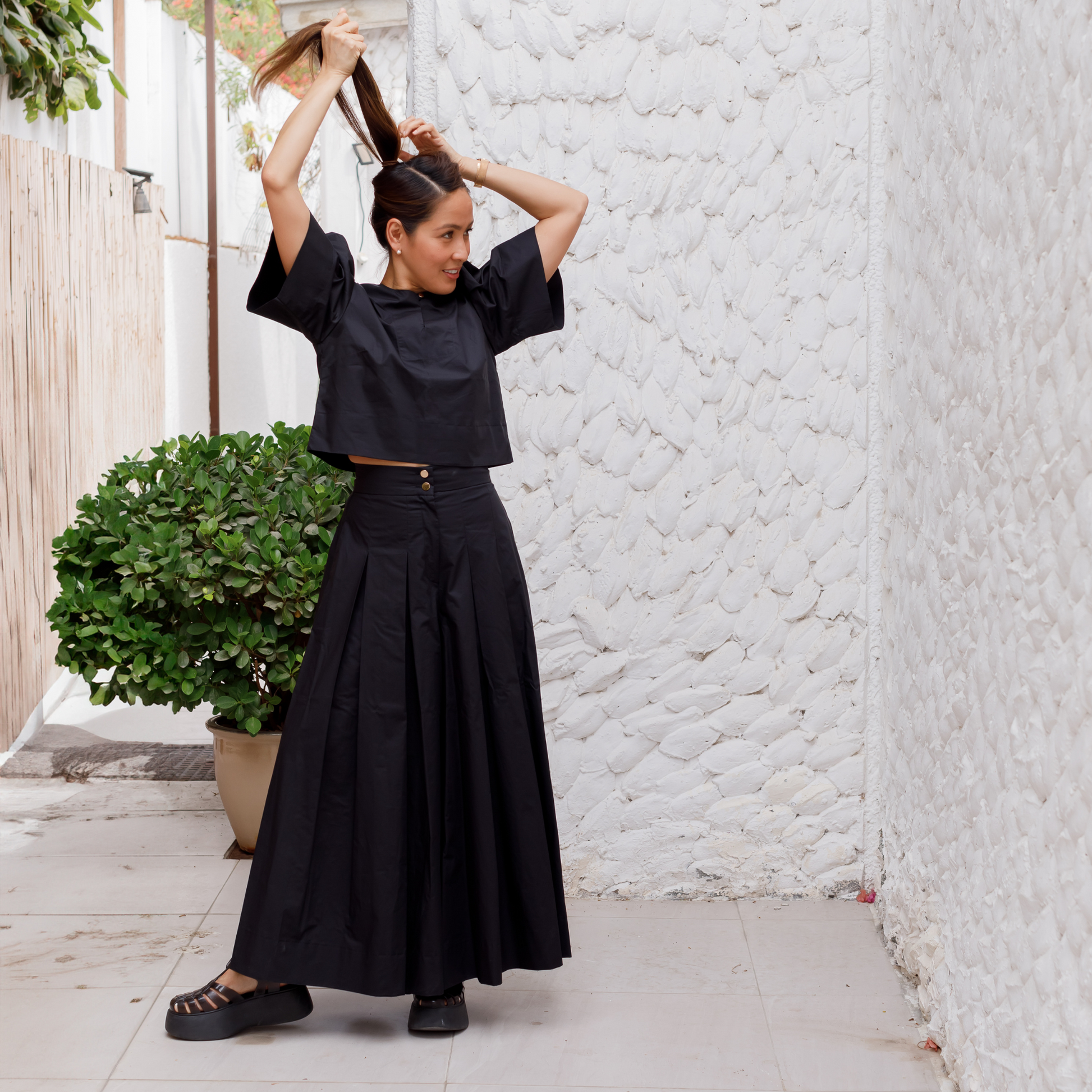 Tulip Organic Cotton Set in Black, sustainable women's co-ord set handmade in Dubai | Sustainably U